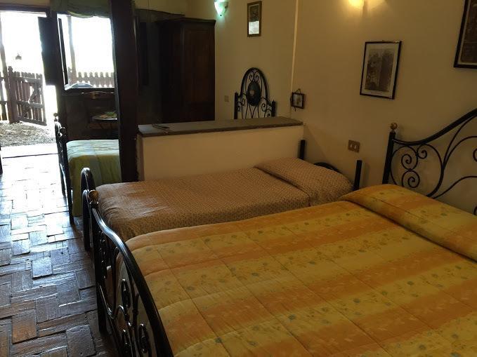 Agriturismo Monte Due Torri Genzano di Roma Exteriör bild
