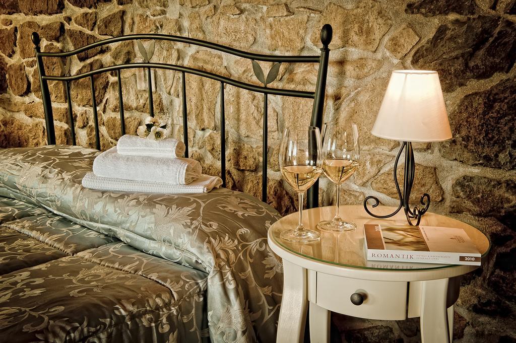 Agriturismo Monte Due Torri Genzano di Roma Exteriör bild