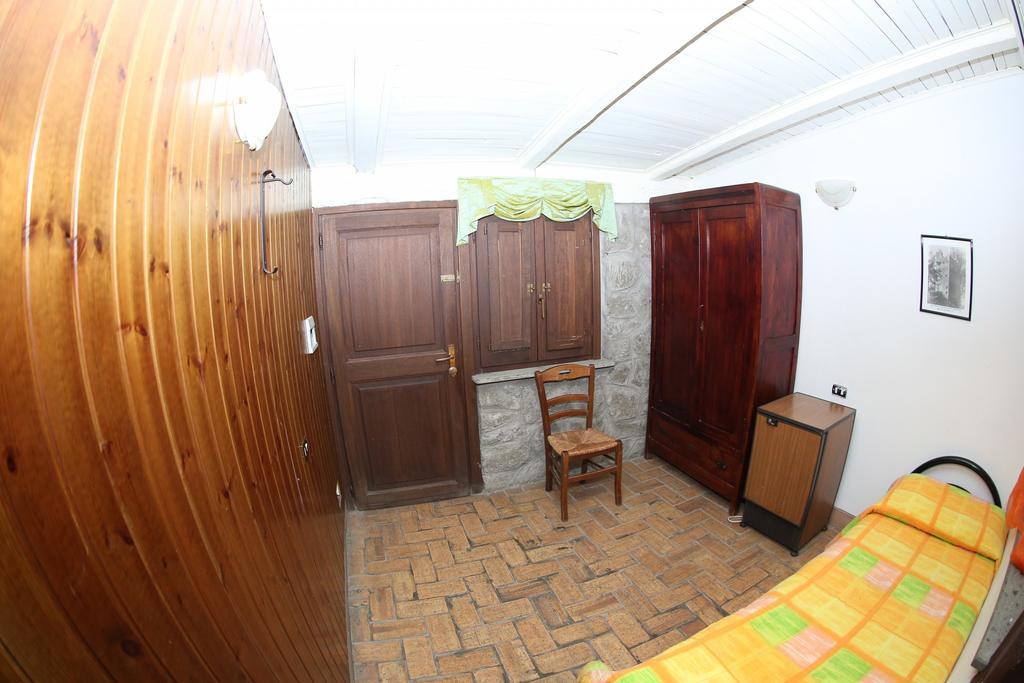 Agriturismo Monte Due Torri Genzano di Roma Exteriör bild