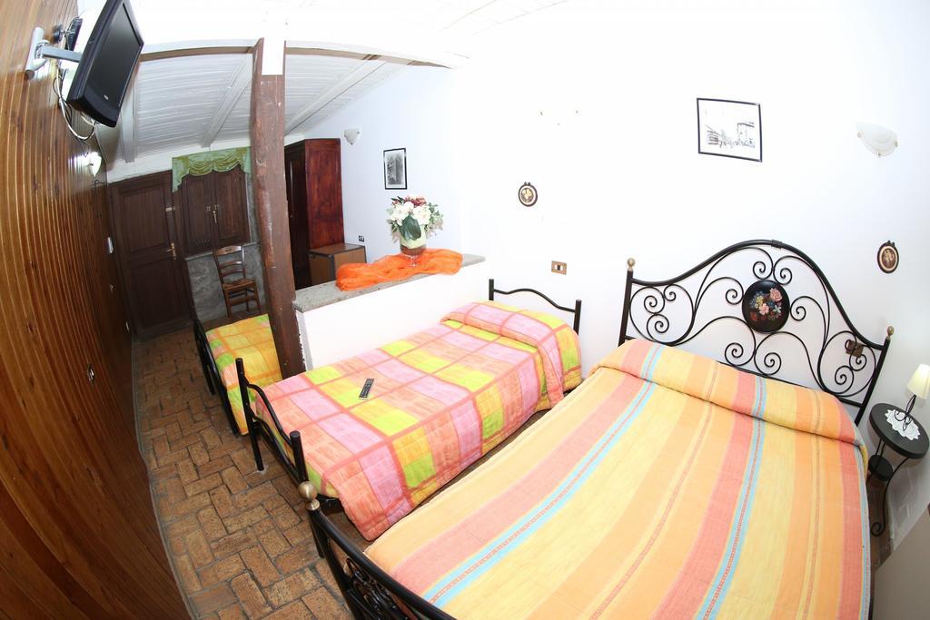 Agriturismo Monte Due Torri Genzano di Roma Exteriör bild